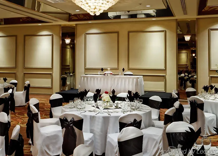 Four Points By Sheraton North Hotel 3*