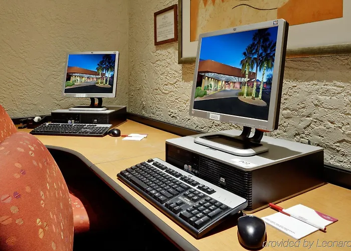 Four Points By Sheraton North Hotel 3*