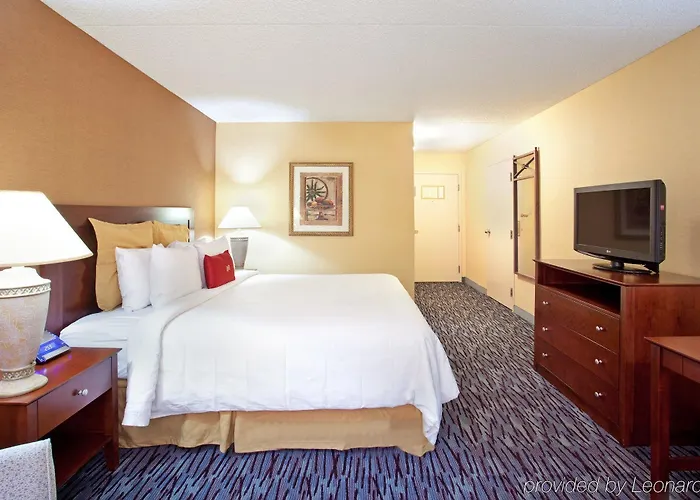 Four Points By Sheraton North 3*