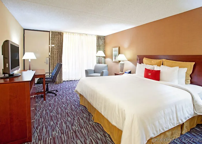 Four Points By Sheraton North 3*