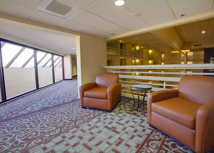 Four Points By Sheraton North 3*
