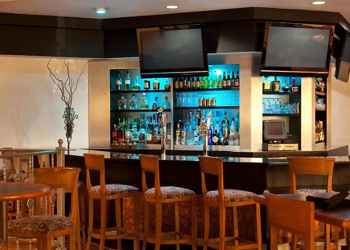 Hotel Four Points By Sheraton North 3*